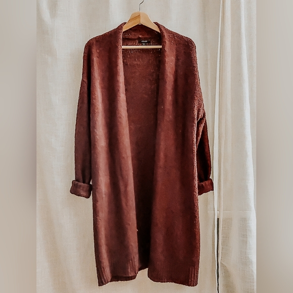 Long sleeve maroon knitted vest - Picture 3 of 4